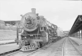 Northern Pacific passenger train number 407 at Tacoma, Washington, in 1943.