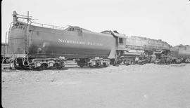 Northern Pacific steam locomotive 5115 at Pasco, Washington, in 1937.