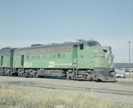 Burlington Northern diesel locomotive 824 at Auburn, Washington in 1979.