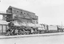 Northern Pacific steam locomotive 5125 at Livingston, Montana, in 1955.