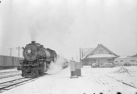 Northern Pacific passenger train number 464 at Hoquiam, Washington, in 1956.