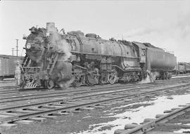 Northern Pacific steam locomotive 2652 at Glendive, Montana, in 1950.