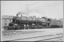 Northern Pacific steam locomotive 4004 at Helena, Montana, circa 1920.