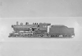 Northern Pacific steam locomotive 2320 in 1916.