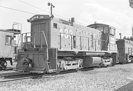 Burlington Northern diesel locomotive 433 at Vancouver, Washington in 1976.