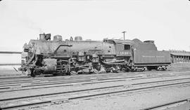 Northern Pacific steam locomotive 1830 at Yakima, Washington, in 1937.