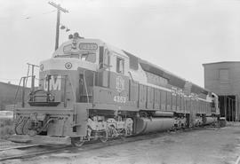 Electro-Motive Division of General Motors diesel locomotive 4353 at Auburn, Washington on April 2...