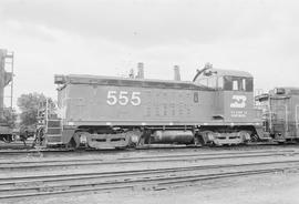 Burlington Northern diesel locomotive 555 at Dayton's Bluff, Minnesota in 1973.