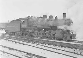 Northern Pacific steam locomotive 2502 at Glendive, Montana, in 1950.