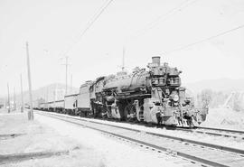 Northern Pacific steam locomotive 4025 at Saint Regis, Montana, in 1952.