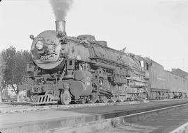 Northern Pacific steam locomotive 2606 at Missoula, Montana, in 1943.