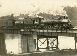 Great Northern Railway steam locomotive 2517 at Ballard, Washington in 1925.