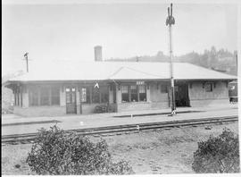 Northern Pacific station at Kent, Washington, in 1927.