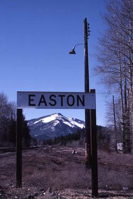 Burlington Northern station sign at Easton, Washington, in 1987.