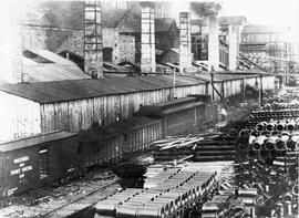 Denny-Renton Clay and Coal Company factory at Taylor, Washington in 1914.