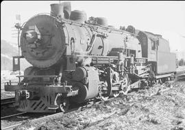 Northern Pacific steam locomotive 1830 at Easton, Washington, in 1943.