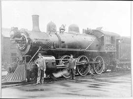 Northern Pacific steam locomotive 245 at Tacoma, Washington, 1910.