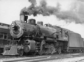 Northern Pacific steam locomotive 1679 at Seattle, Washington, in 1925.