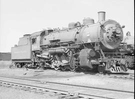 Northern Pacific steam locomotive 1815 at Bozeman, Montana, in 1943.