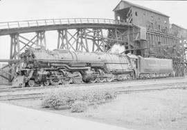 Northern Pacific steam locomotive 5139 at Parkwater, Washington, in 1953.