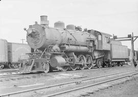 Northern Pacific steam locomotive 1642 at Northtown, Minnesota, in 1950.