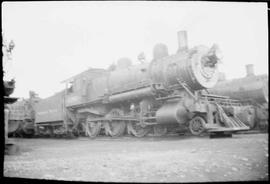 Northern Pacific steam locomotive 1380 at Yakima, Washington, in 1935.