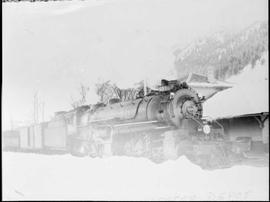 Northern Pacific steam locomotive 4016 at Lester, Washington, circa 1949.