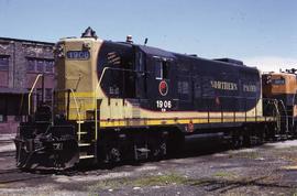 Burlington Northern 1906 at the Saint Cloud, Minnesota, freighthouse in 1978.